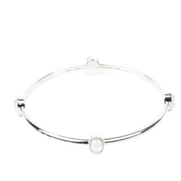 Gleam-Getter - White Rhinestone & Silver Bracelet - Picture 2 of 2